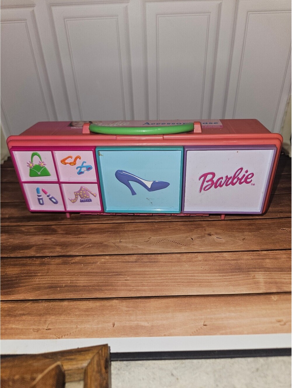 Vintage barbie accessory case